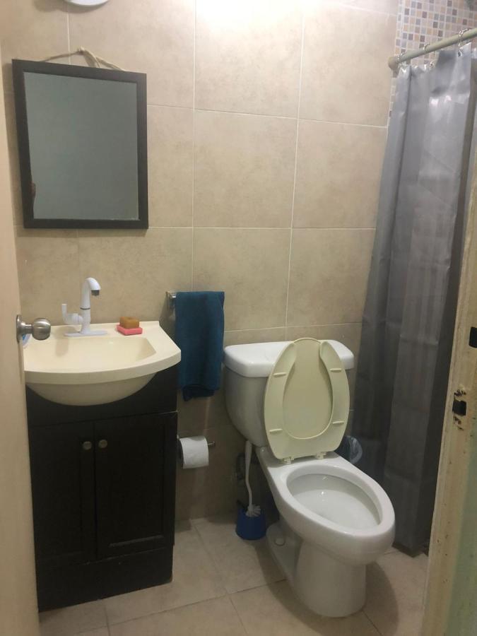 777 Lenderman Hostal 777 Cancun Bagian luar foto