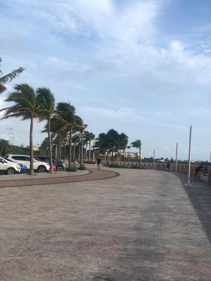 777 Lenderman Hostal 777 Cancun Bagian luar foto