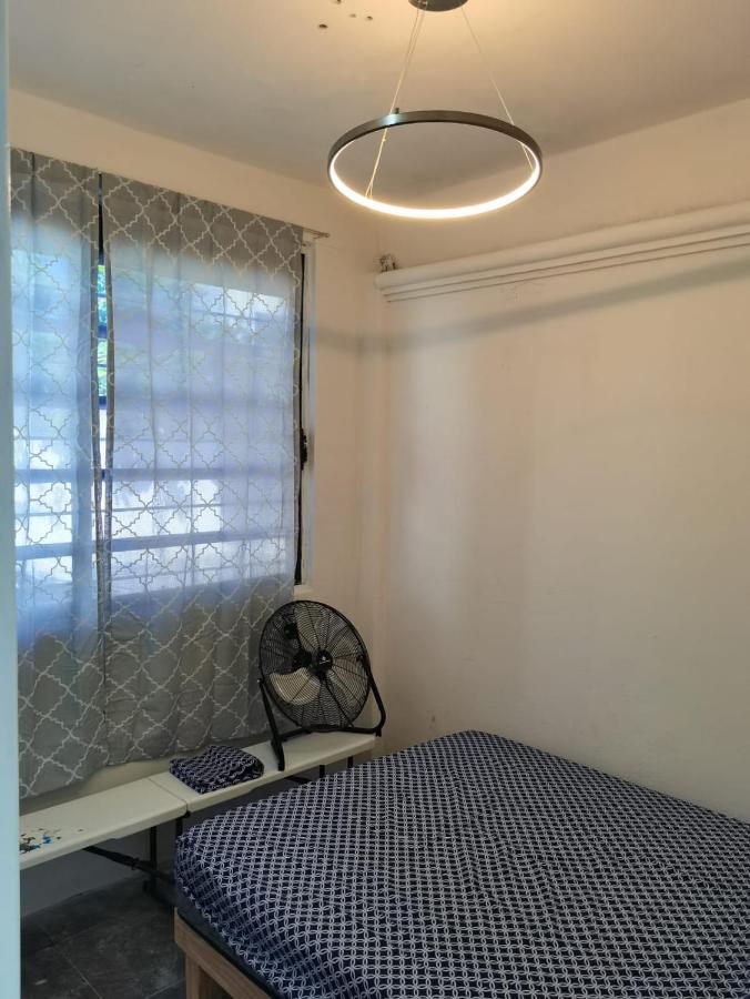 777 Lenderman Hostal 777 Cancun Bagian luar foto